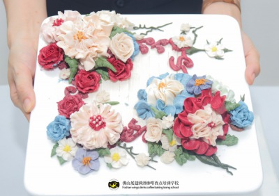 好看又有創(chuàng)意的蛋糕怎么做？ 佛山烘焙培訓(xùn)來教你！