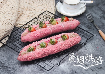 烘焙培訓(xùn)學(xué)校教你做同款奈雪の茶草莓魔法棒！
