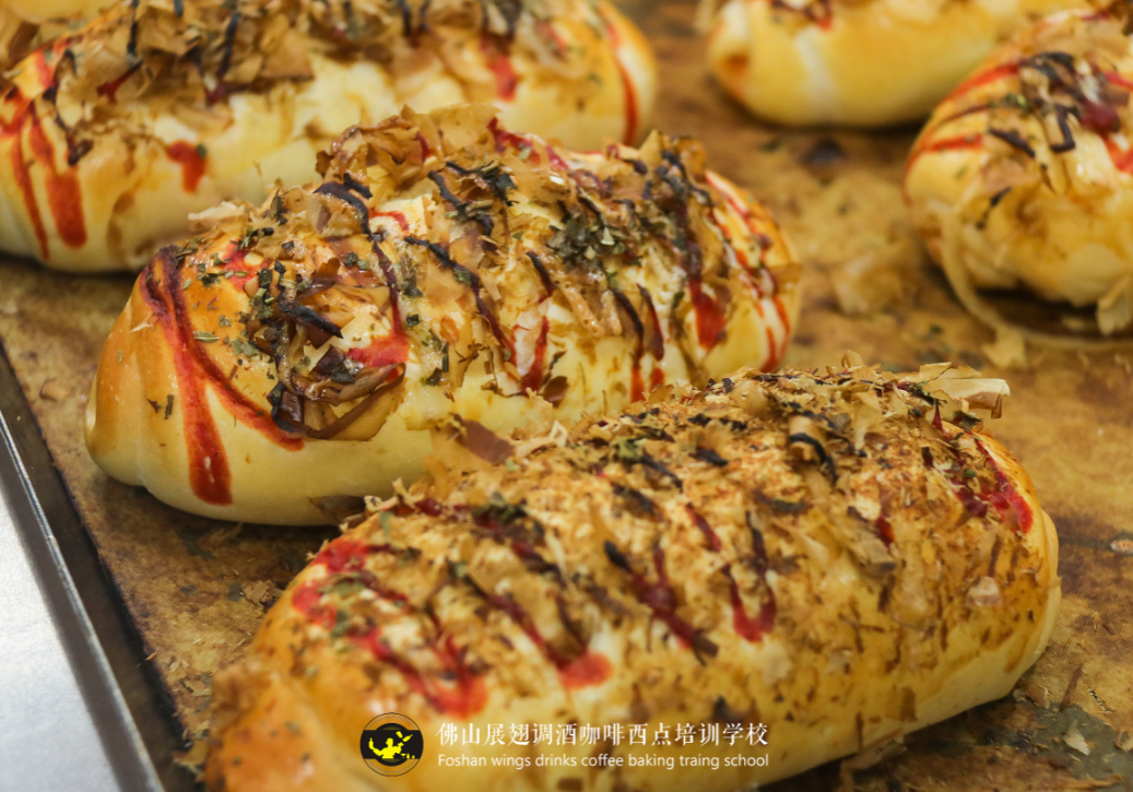 烘焙師學(xué)會這8道工序，讓你輕松做面包！